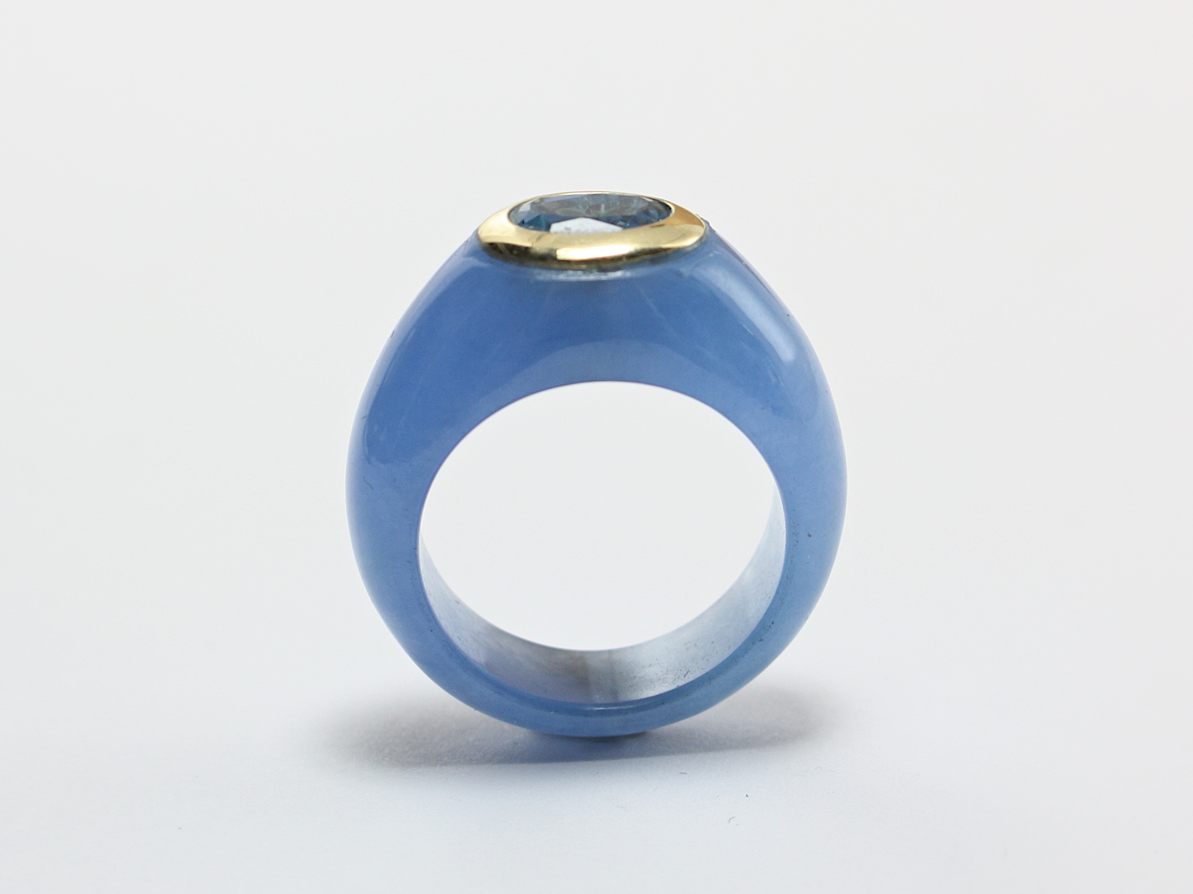 Ring 526
