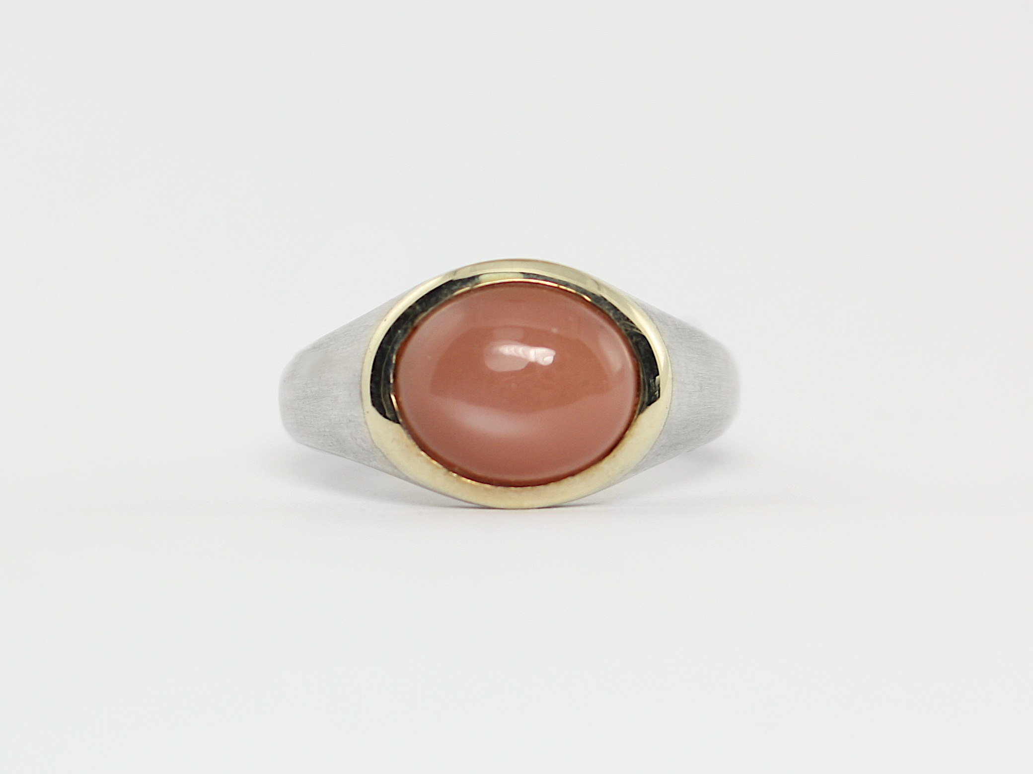 Ring 528