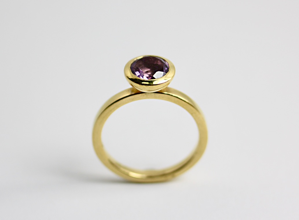 Ring 484