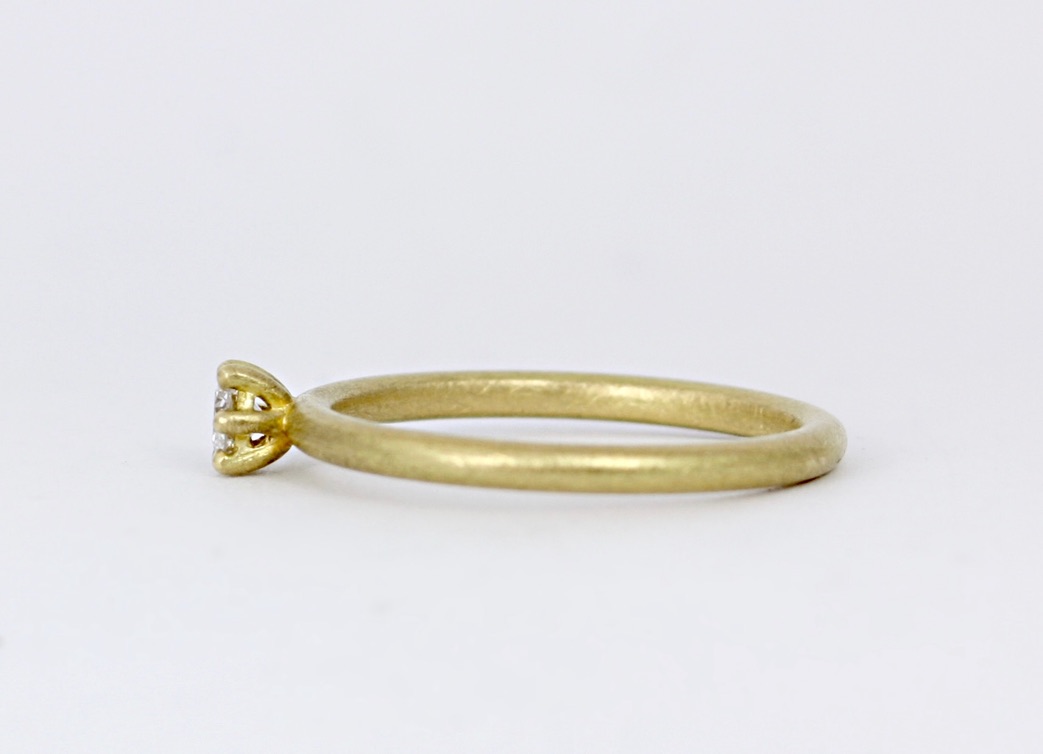 Ring 403