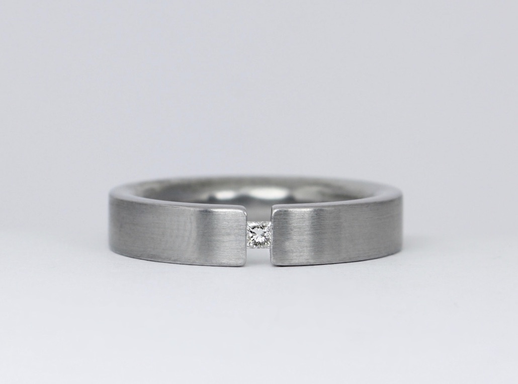 Ring 398