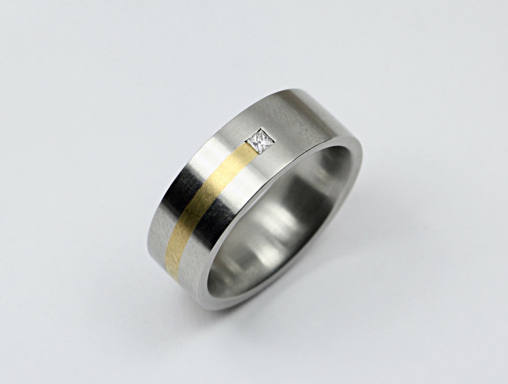 Ring 589