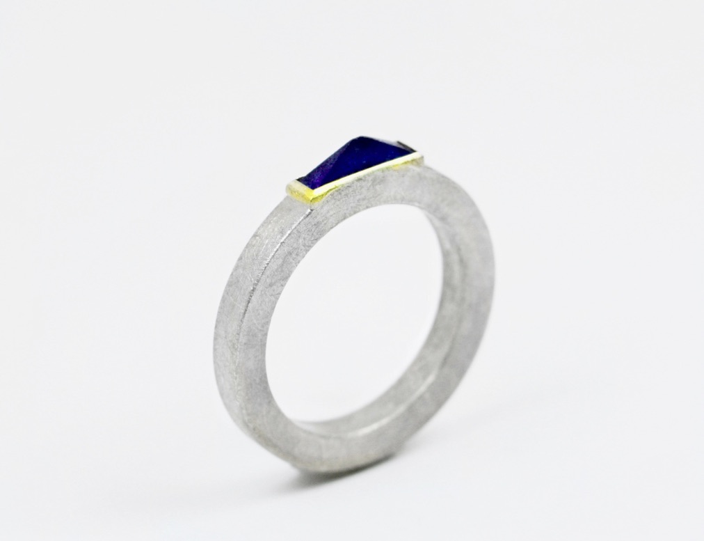 Ring 538