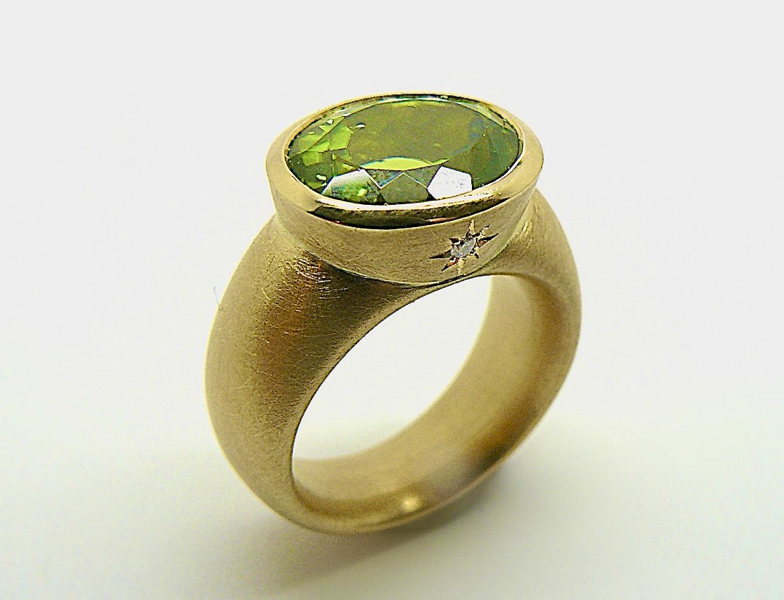 Ring 303