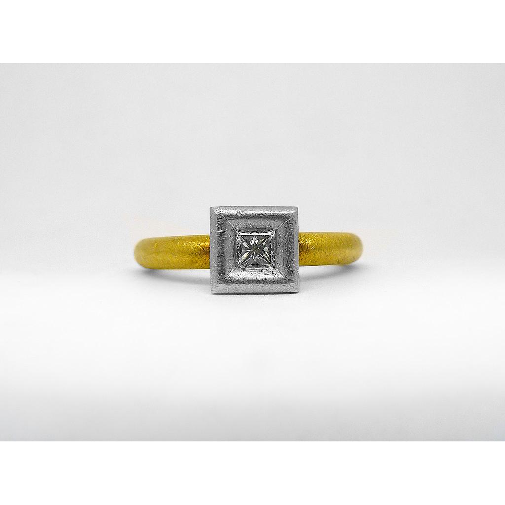 Ring 368 Diamant (VK 4.570,-€) - günstiger abzüglich 35% Aktion