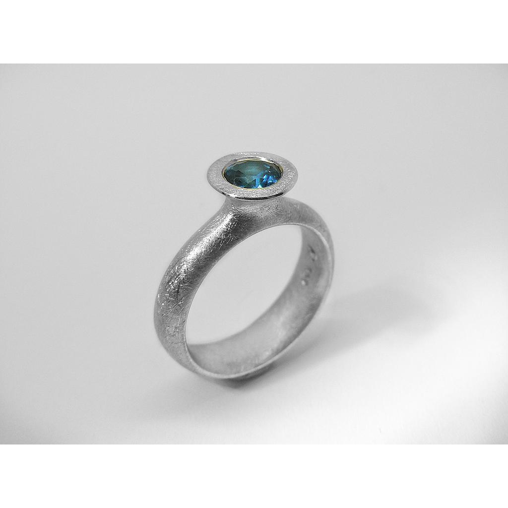 Ring 539 Saphir (VK 680,-€) - unser Angebot abzüglich 35% Aktion