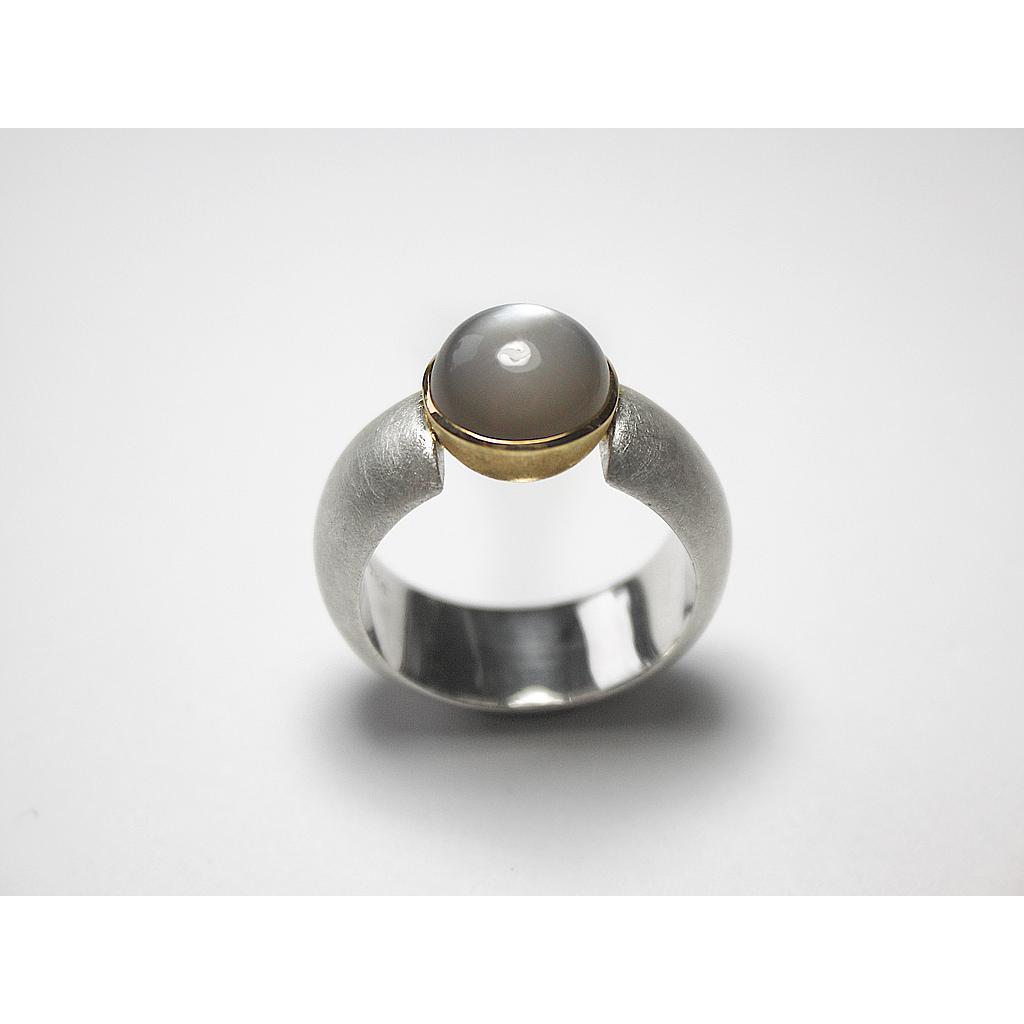 Ring 530