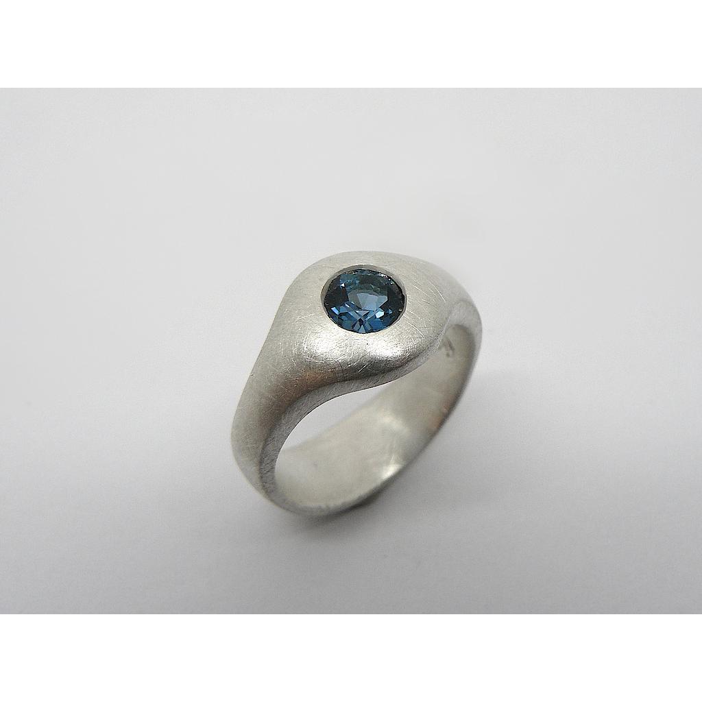 Ring 565 Topas (VK 580,-€) - unser Angebot abzüglich 35% Aktion