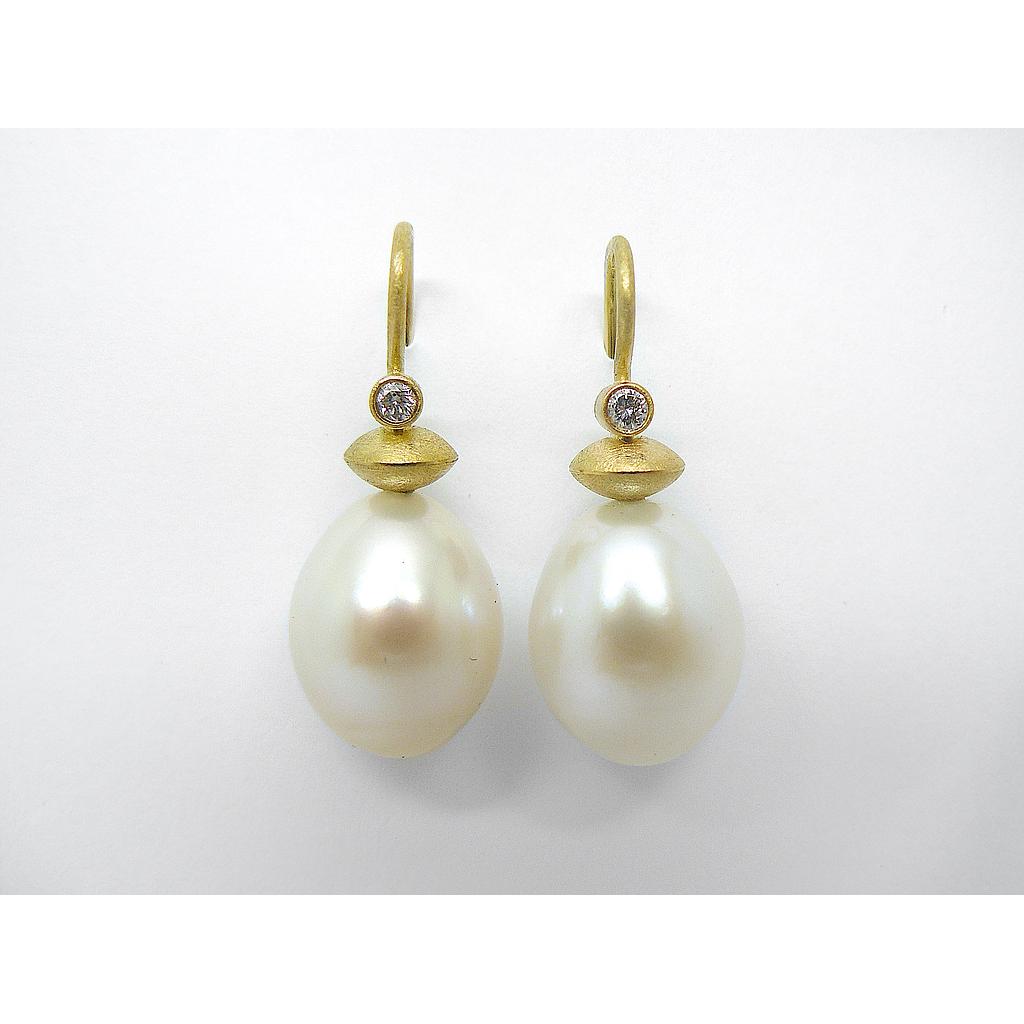 Ohrringe 796 (VK 2.850,-€) - unser Angebot abzüglich 35% Aktion