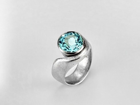 Ring 558