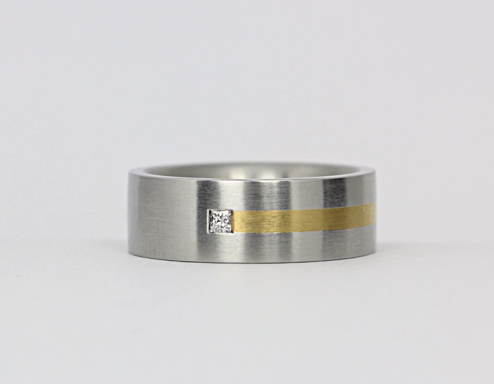 Ring 589