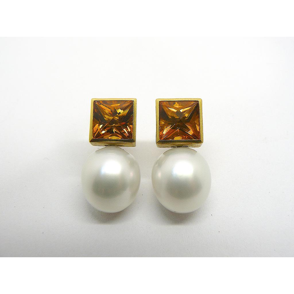 Ohrringe 792 Südsee (VK 4.870,-€) - unser Angebot abzüglich 35% Aktion