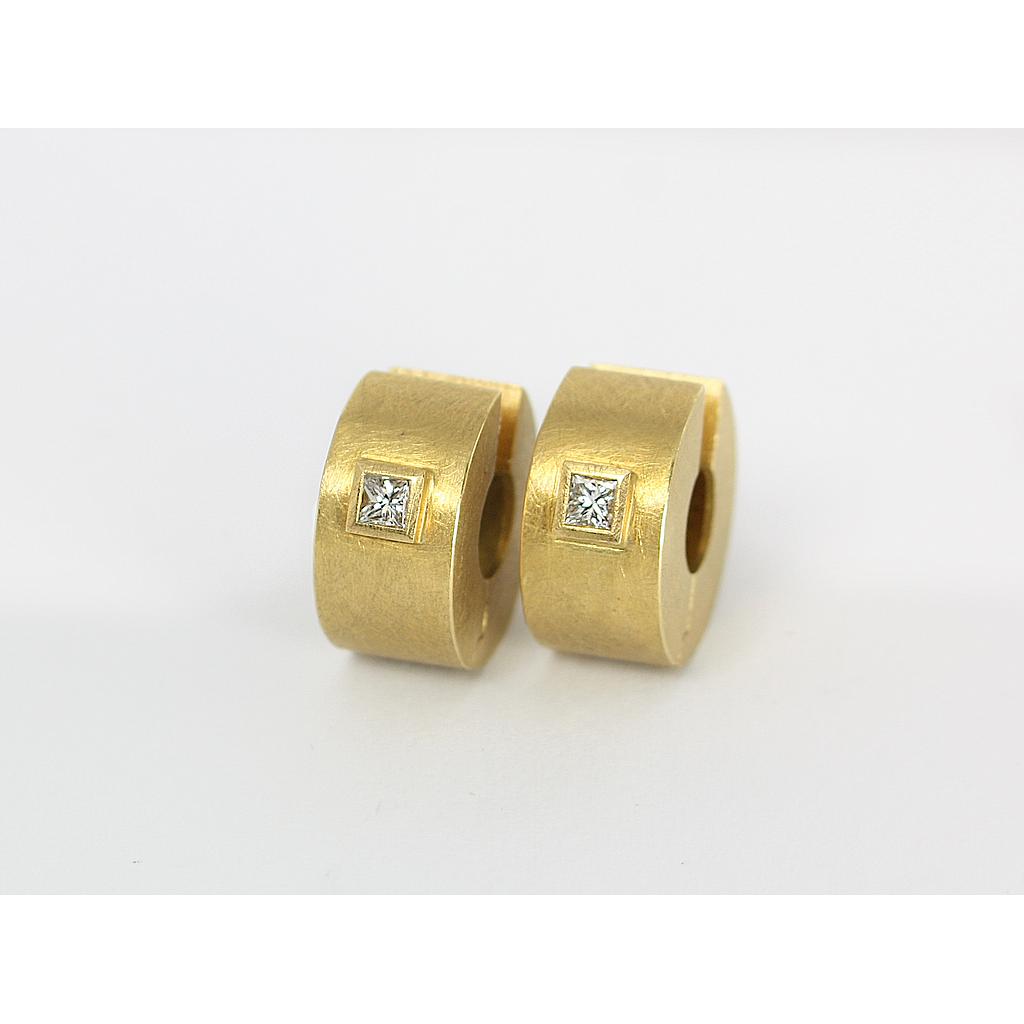 Ohrringe 736 (VK 5.970,-€) Angebot: bei Anlieferung von 11,4gr. Feingold